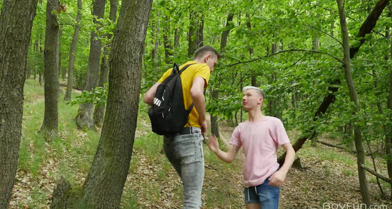 Bareback, Twinks, Blowjob, Uncut, Cumshots, Smooth, Big Dicks, DeepThroat, Oral, Kissing, Facial, Moaning A Wank In The Woods gay SiteRip