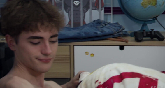 Shaved, Big Dick, Twinks, Smooth, Blowjob, Cumshots, Kissing, Oral, Deep Throat Crush EP7. Love At First Sight gay SiteRip