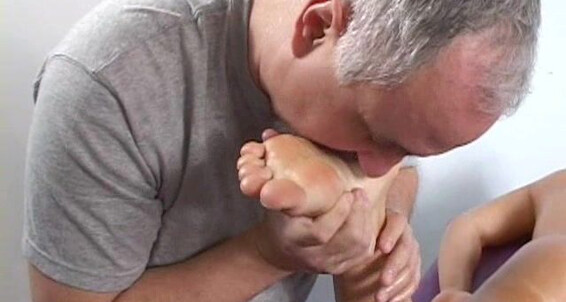 Samuel S Massage L