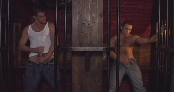 Le Uncut Cock Sex Club Scene Lucio Maverick And Steve Hunt