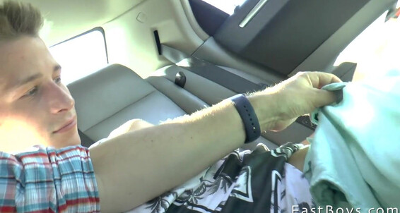 Limousine Boys Handjob Thomas Fiaty