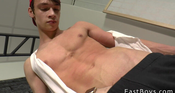 Muscle Flexing Massage Alessandro Katz