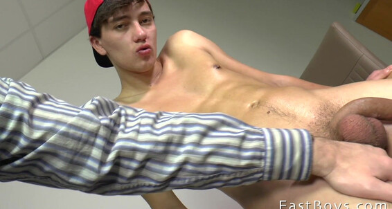 Part Two Exclusive Handjob Alvaro Rivers