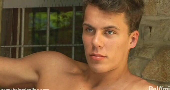 Belamionline Gary Webber Photosession Video
