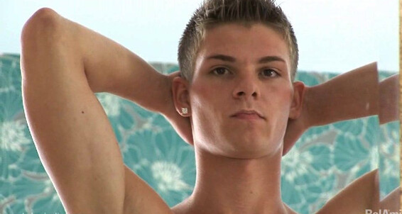 Belamionline Justin Single