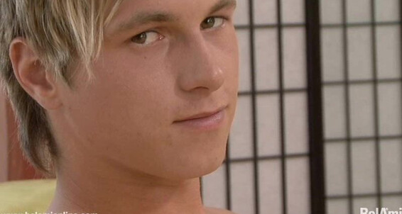 Belamionline Karel Single