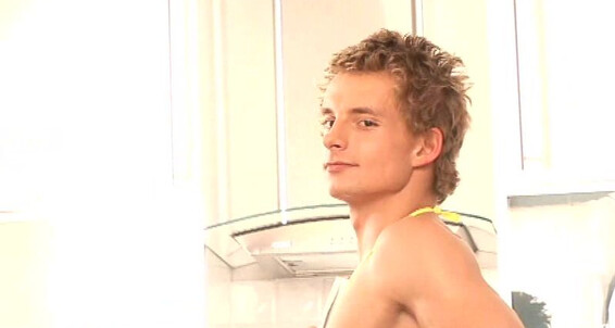 Belamionline Mark Huckleberry Photosession Video
