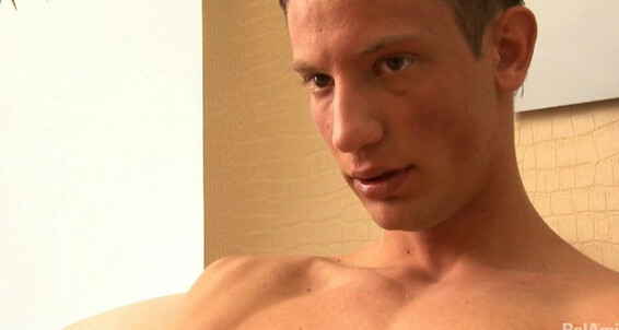 Belamionline Nicholas Single