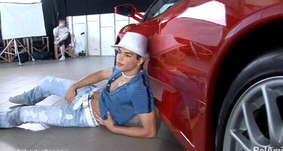 Belamionline Tom Henderson Photosession Video