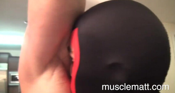 Musclematt Matt Slams And Feeds Ron