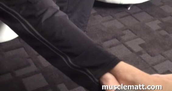 Musclematt Zac Worshipped Seduced Pete Swallows