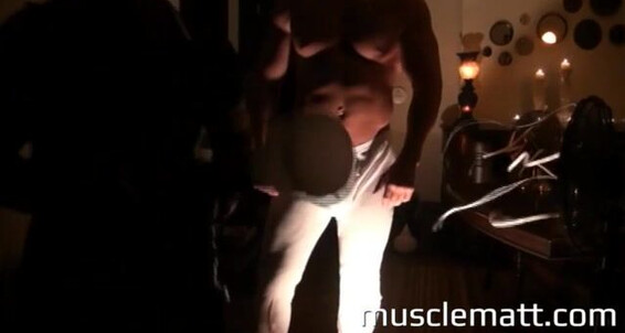 Musclematt Black Out Blow Job Brad Feeds Keith