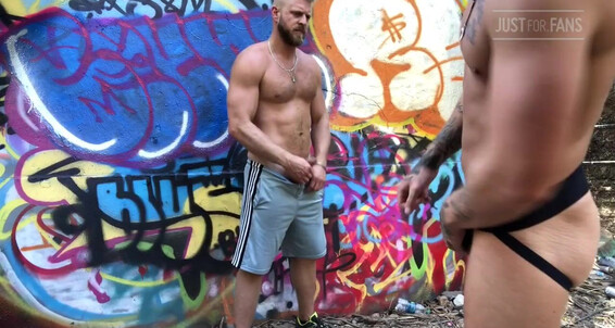 Logan Stevens Joshmoorexxx And I Exploring An Abandoned Ranch In The Canyons And Getting Some Along The Way