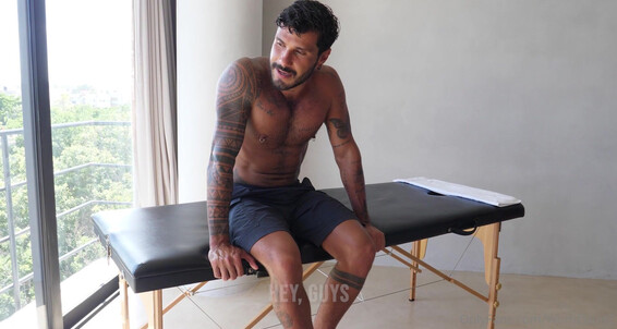 Worldstudz Jeus Daddy Ex Is Giving A Special Massage To Jeus