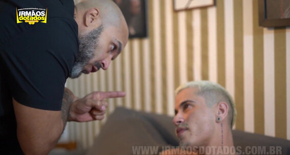"Gay Boy" Blowjob, Smooth, Threesome, Latinos, Deep Throat, Older, Tattoos, Twink, Muscles, Big Dick, Cumshot, Domination, Anal Tesao proibido, Parte 3 Gay SiteRip