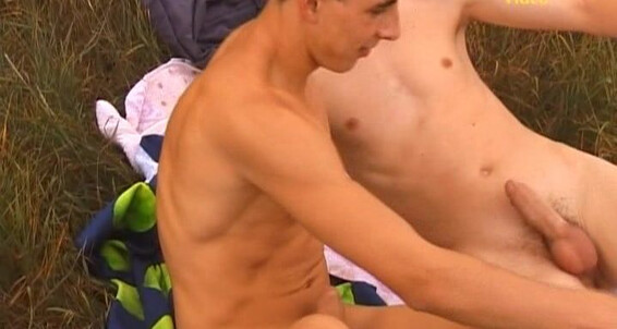 "No info" Cumshots, Pissing, Oral, Twinks, Masturbation Junge Pinkler 1 Tino Video