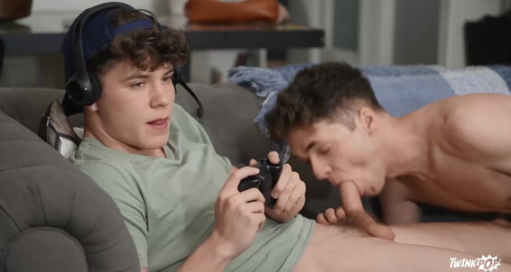 Big Dick, Cumshot, Anal Sex, Rimming, Twink, Blowjob, Muscle, Bareback Raw Gaymers - Part 1 Gay SiteRip