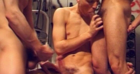 "Vincent Gallois, Cyril Champlain, Melvyn Dito, Emerick Toncka, Giovanni Vergara, Rudolf Bronski, Alexis Ciccone, Bernard Desirade, Rodolphe Vacano" group, negro, twinks, anal, Oral Sortie De Secours French Art / Cadinot® 2011