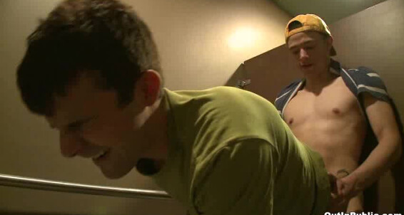 "Gay Boy" Oral, Twinks, Public Nudity Out In Public - Busted in the Bathroom Gay Siterip