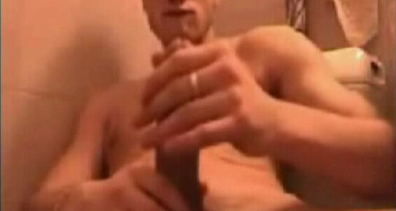 "Gay Boy" Solo, Jerk off Hakan Joel aka Hakan Serbes Gay Siterip