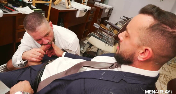 "Dan Tyser, Sir Peter" Muscle, Bareback, Blowjob, Big Dick The Barber And Sir Peter Gay SiteRip