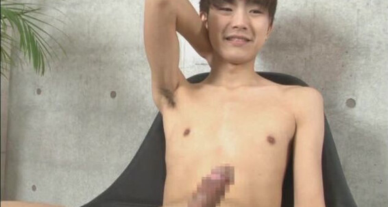 Watch how this Asian hunk pleases himself while filming himself in front of the camera