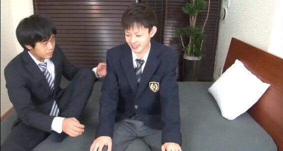 Get Film: Asian teen's wild masturbation & bareback cumshot action