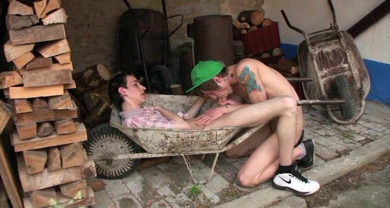 Dirty Emo Twink Hammer Entertainment: Lex Fortin, Carl Jensen, Mario Lance and more take turns riding bareback and getting cumshots in their
