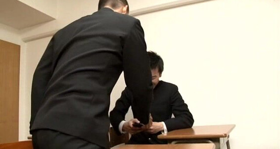 Lesbian boy with a big dick gets off with Raoh and company in Takasugi