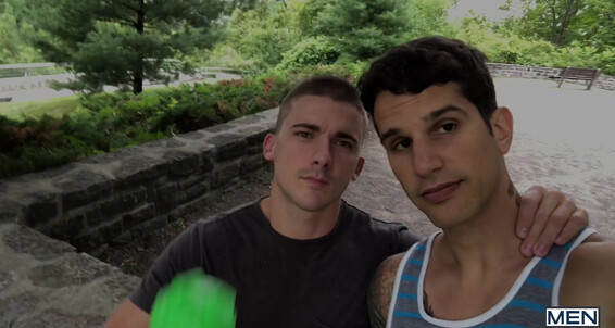 Big Dick, Masturbation, HandJob, Muscle, Tattoos, Threesome, BlowJob, Cumshots, Anal Pranksters 11 Gay SiteRip