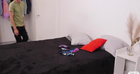 Oral, Muscles, Bareback, Smooth, Twinks, Blowjob, Rimming, Latinos, Cumshots Smells Like You Gay SiteRip