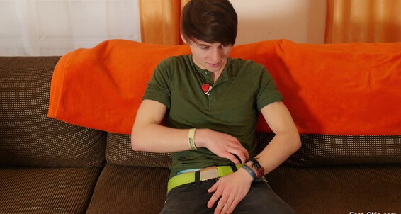 Skinny, Twink, Jerking Off, Smooth, Solo, Cumshot, Shaved, Handjob, Uncut Sebastian Gray Gay SiteRip