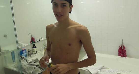 Skinny, Big Dick, Oral, Jerking Off, Handjob, Blowjob, Facial, Smooth, Cumshot, Twinks, Moaning Julian 2 Gay SiteRip