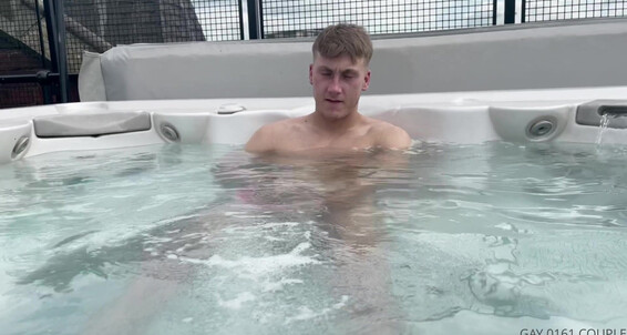 Twinks, Kissing, Rimming, Oral, Bareback, Anal, Creampie, Tattoos gay 0161 couple - Hot Tub Fuck Gay SiteRip