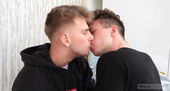 Oral, Twinks, Kissing, Bareback, Skinny, Blowjob, Smooth, Cumshots, Uncut, Moaning, Big Dicks, FlipFlop Crush Confession Gay SiteRip
