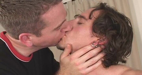 Seancody Blowing Luke