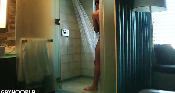 Gayhoopla Gh Chris Kohler Shower Spy Cam