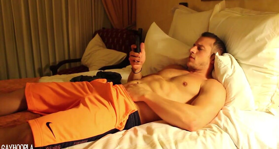 Gayhoopla Gh Doc Tay Tay Fan Film