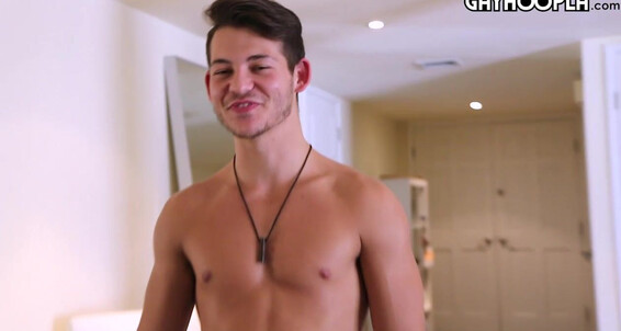 Gayhoopla Gh Fit Stud Johnny America Jerks His Big Uncut Cock