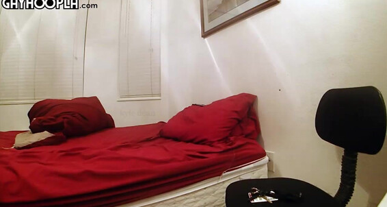 Gayhoopla Gh Kyle Dean Self Shot Jerk Off In Bed
