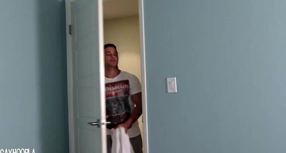 Gayhoopla Gh Max Summerfield Fucks Phillip Anadarko