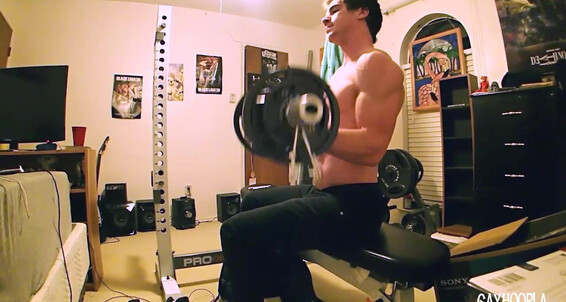 Gayhoopla Gh Uncut Naked Gymnast Skater Eric