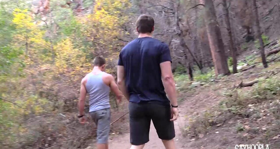Gayhoopla Gh Zane Penn S Flip Flop Roadtrip Jason Keys