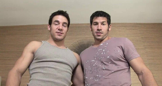 Randyblue Chris Leo