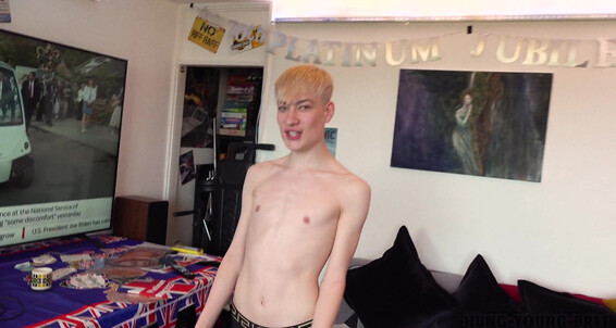 Hungyoungbrit Big Dick Real Life Escort Twink Fucks Stunning Yr British Trent Boy Festival Alexis Scott Trent Benz